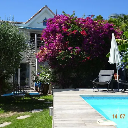 D'hotes Habitation Bougainville לינה וארוחת בוקר מרסיי