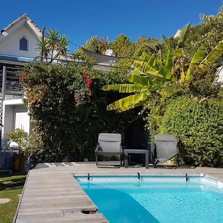 לינה וארוחת בוקר D'hotes Habitation Bougainville