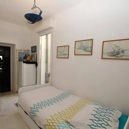 לינה וארוחת בוקר D'hotes Habitation Bougainville *